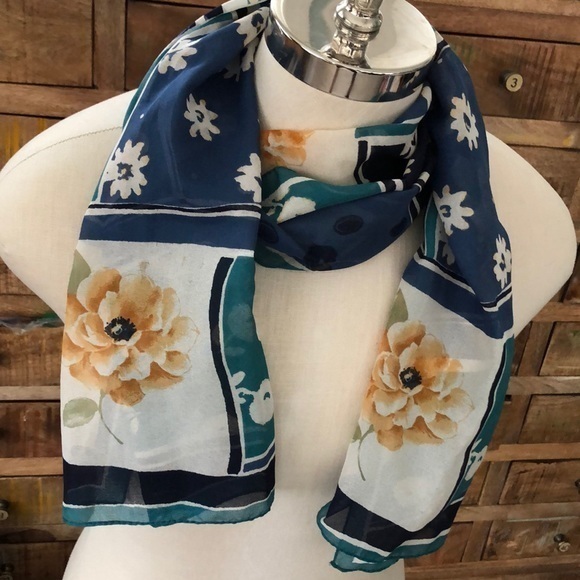 Soho Design group Charming floral print silk scarf - Picture 1 of 8